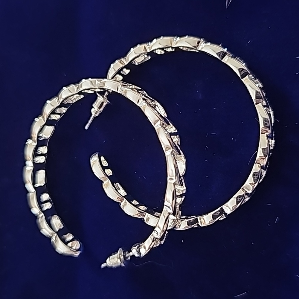 Large silver hoops NWT